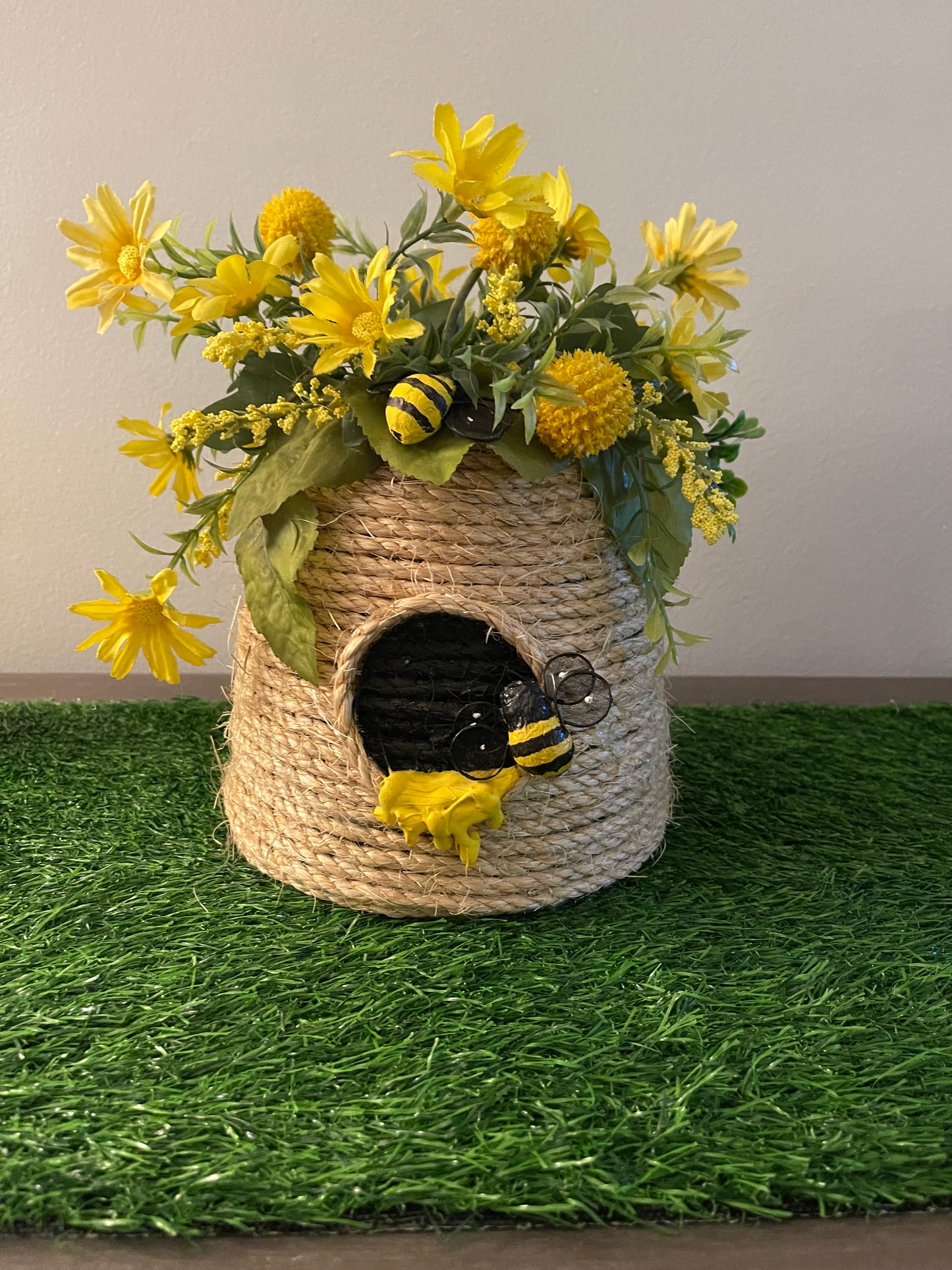 Beehive decor